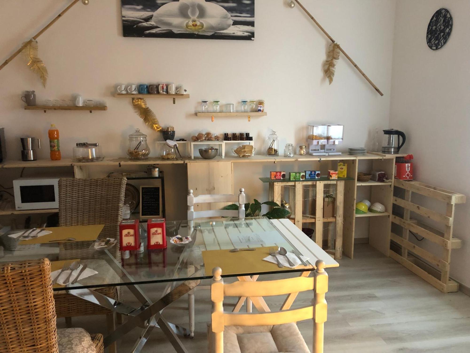 مبيت وإفطار R&B Midora مودينا المظهر الخارجي الصورة