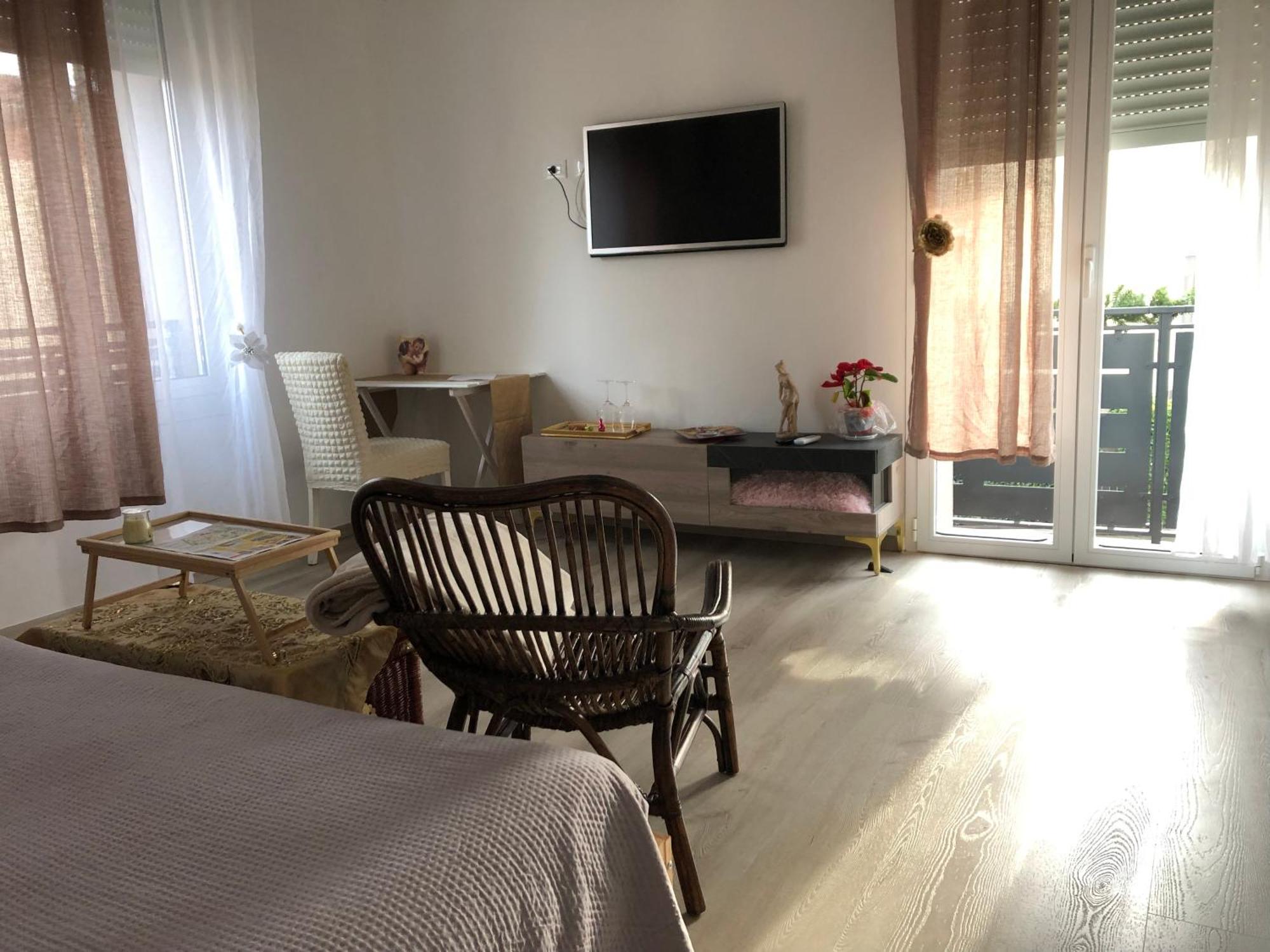 مبيت وإفطار R&B Midora مودينا المظهر الخارجي الصورة