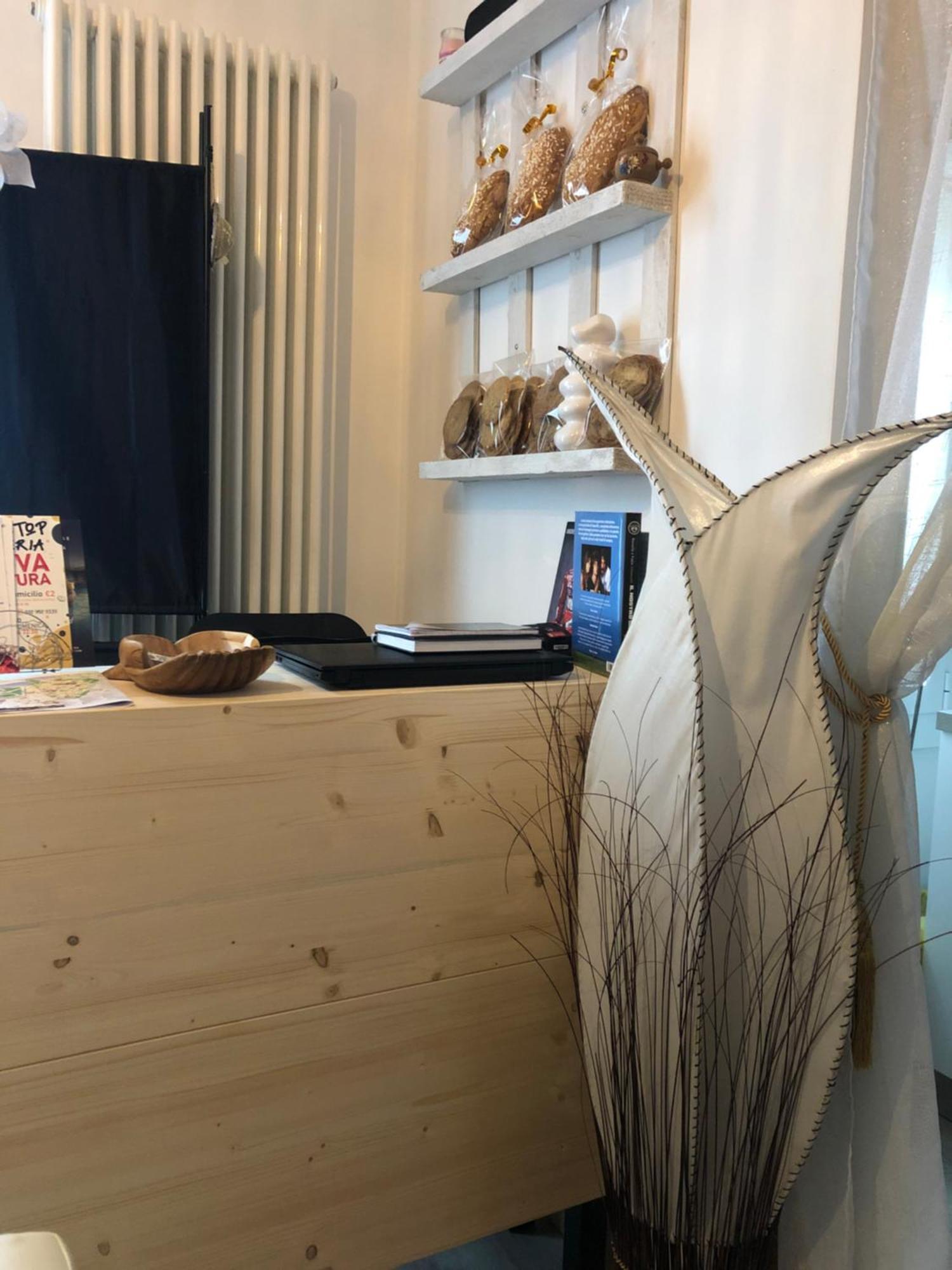 مبيت وإفطار R&B Midora مودينا المظهر الخارجي الصورة